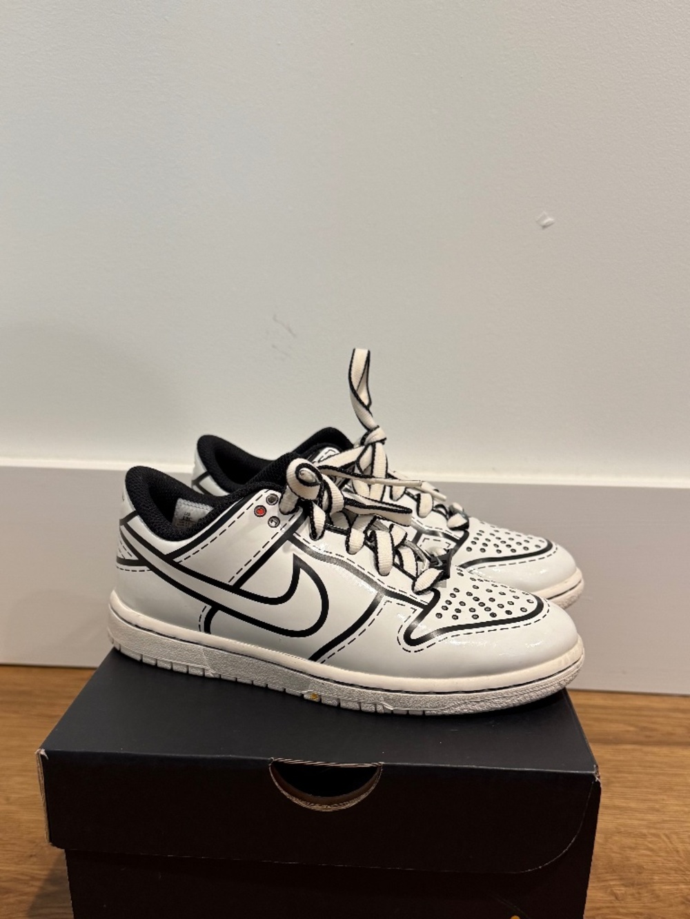 Nike Dunk Low x LEGO Kids Size 13C White Black Sneaker